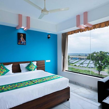 Treebo Airsuite Airport Hotel Kochi Eksteriør billede