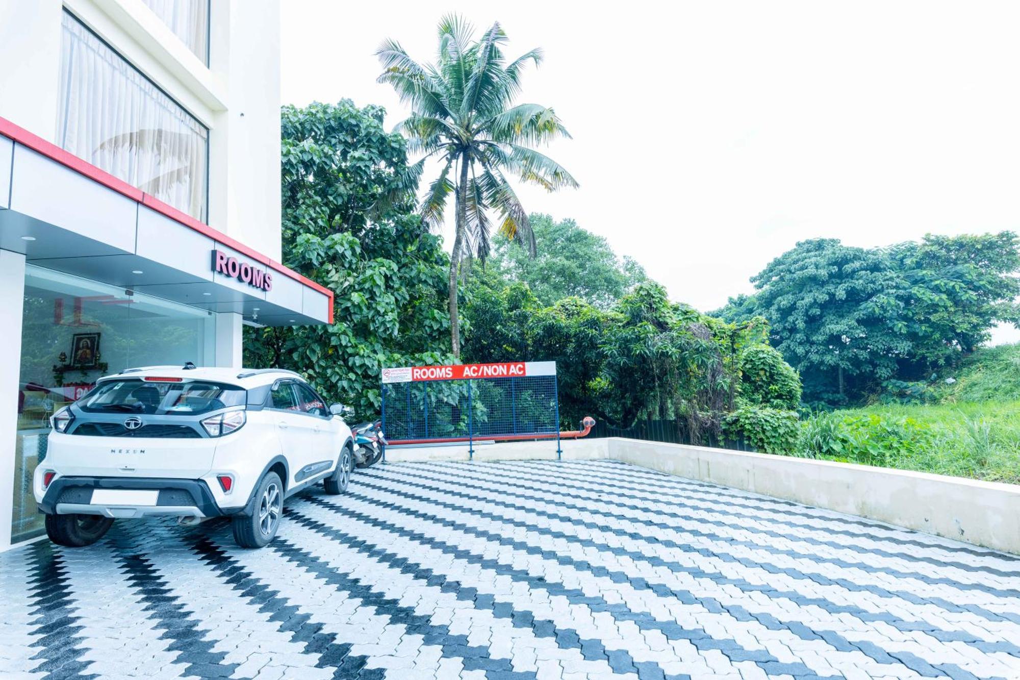 Treebo Airsuite Airport Hotel Kochi Eksteriør billede